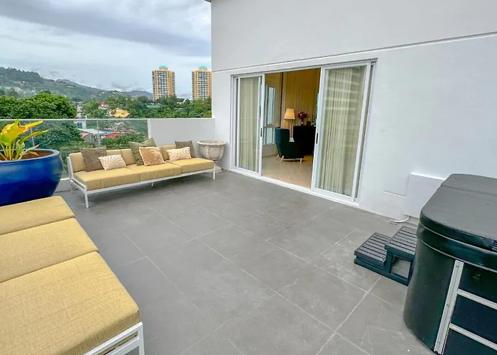 Aparthotel The Suite- Luxurious Skyline *